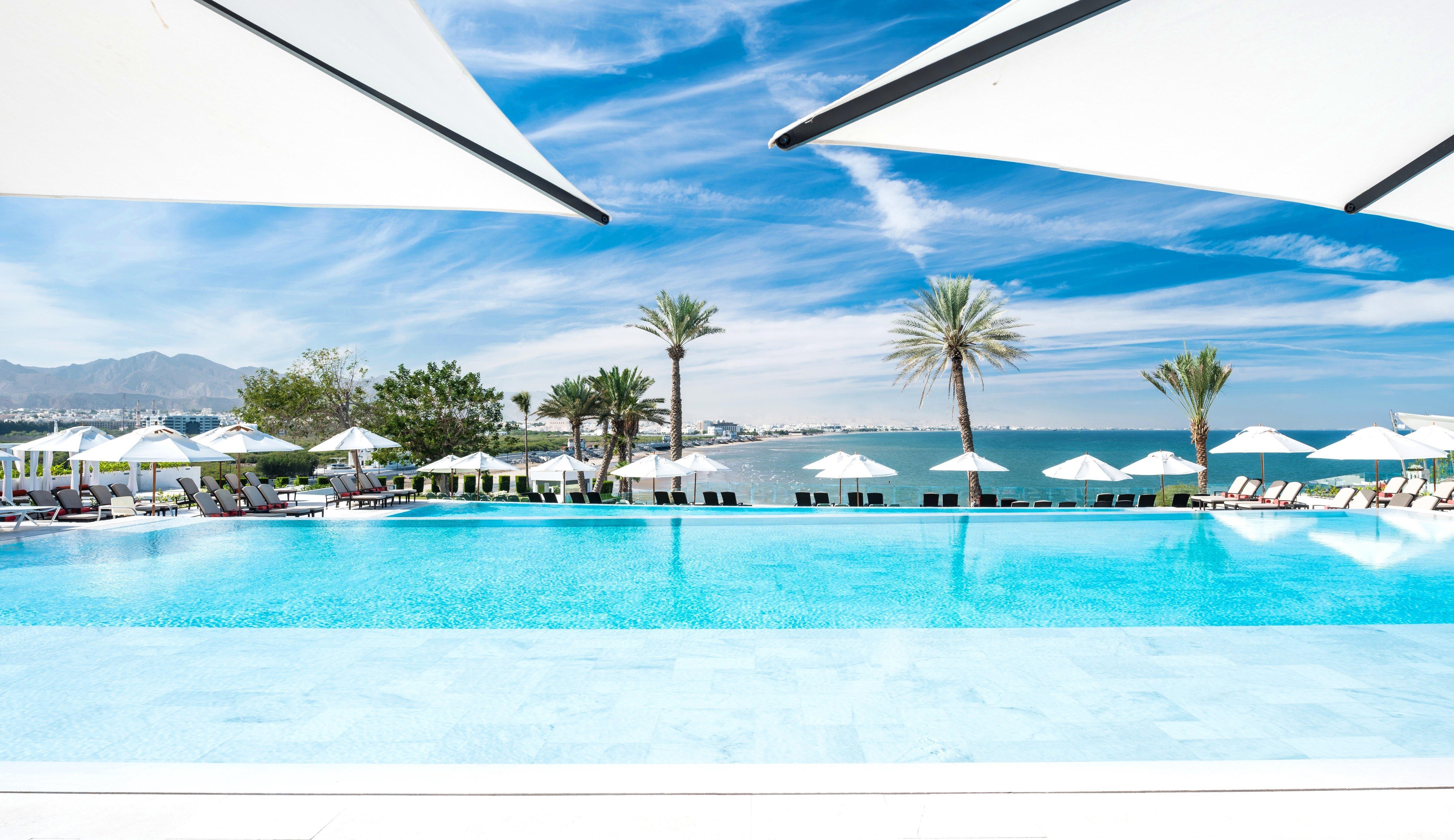 Crowne Plaza Muscat By Ihg Hotel Екстериор снимка
