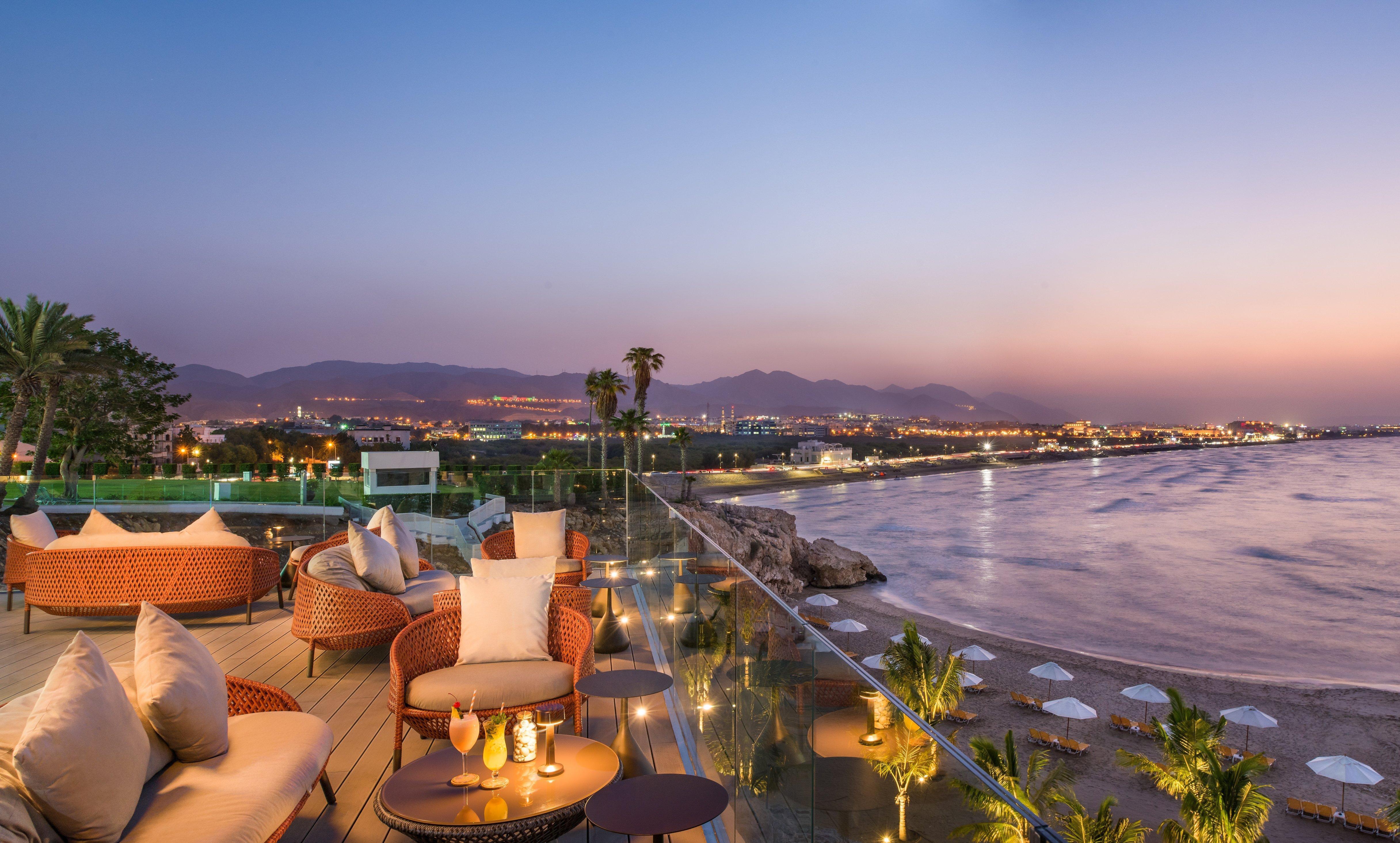 Crowne Plaza Muscat By Ihg Hotel Екстериор снимка