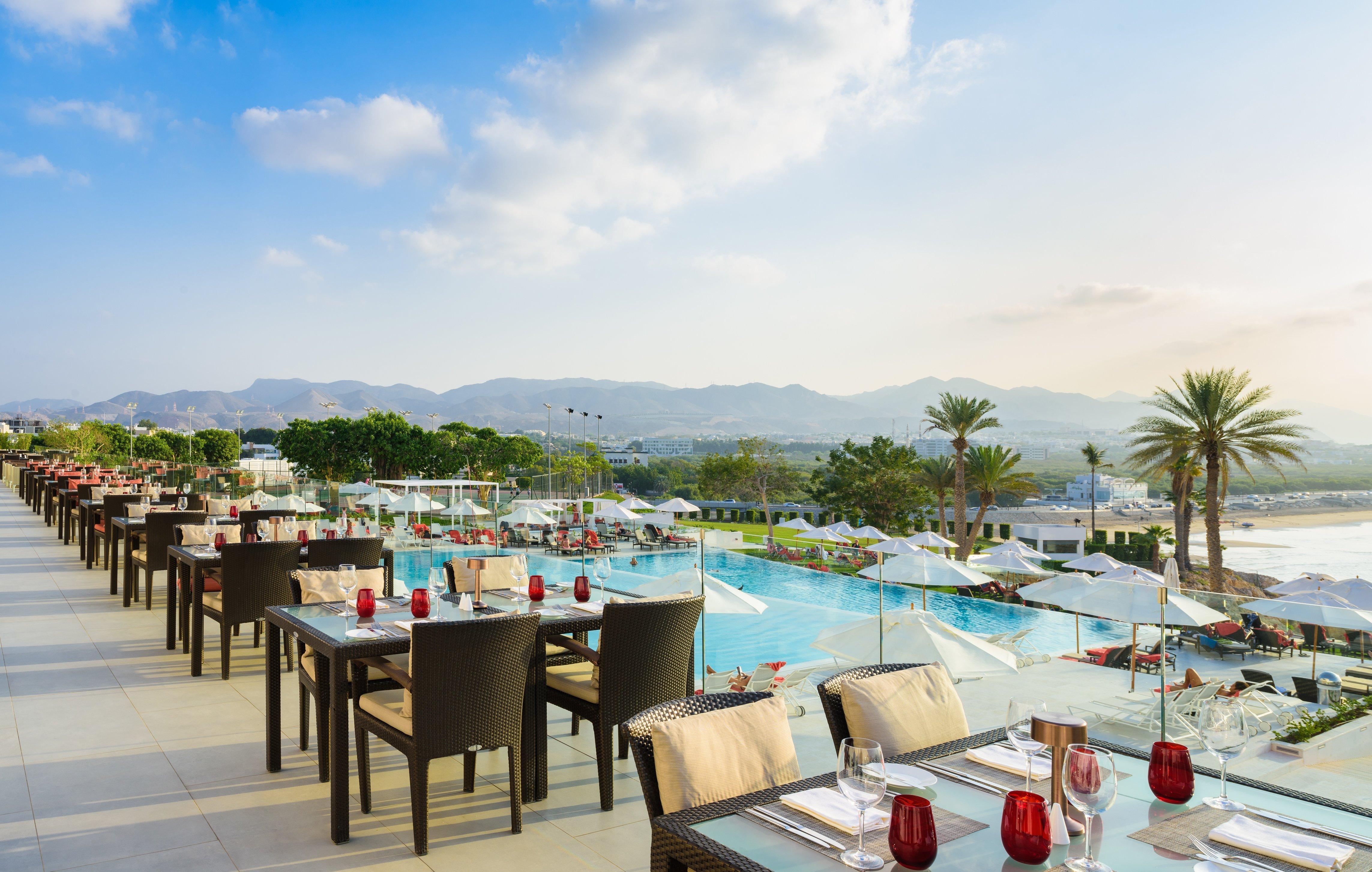 Crowne Plaza Muscat By Ihg Hotel Екстериор снимка