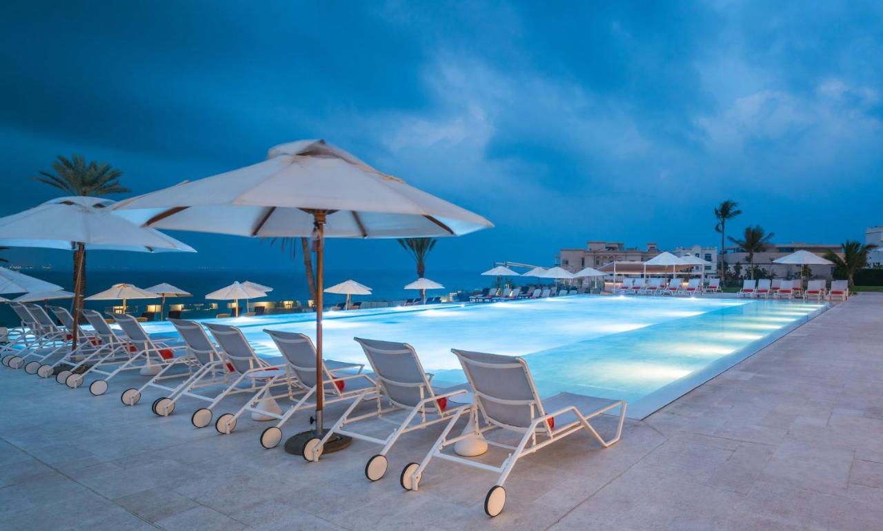 Crowne Plaza Muscat By Ihg Hotel Екстериор снимка